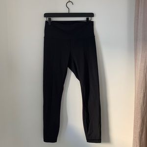Lululemon Wunder Under, Size 8 (GUC)
